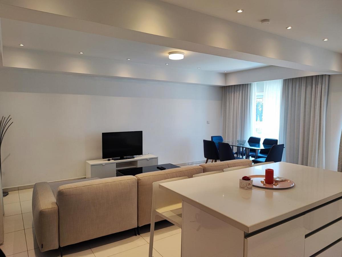 Ocean Suites Luxury Apartments Protaras Exteriör bild